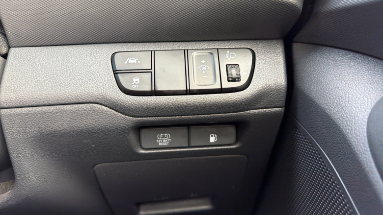 Hyundai IONIQ 1.6 GDi Hybrid Premium 5dr DCT Hybrid Hatchback